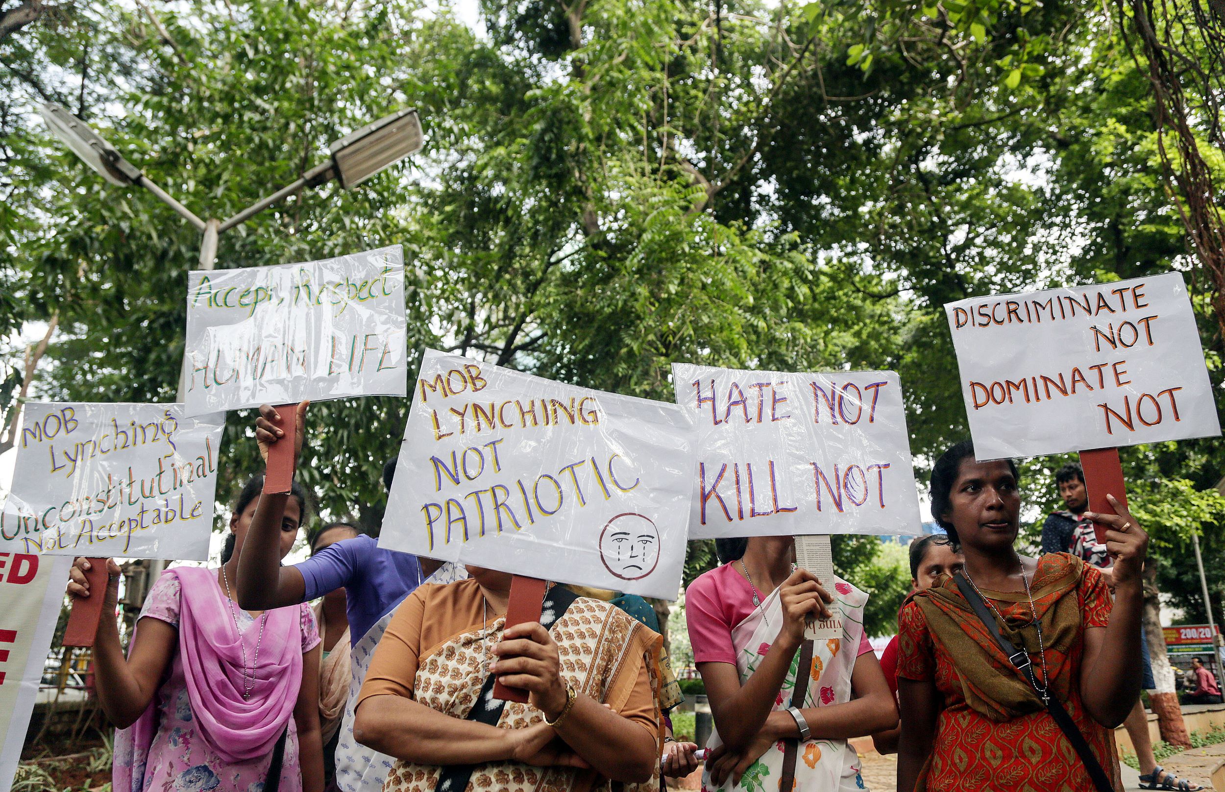 India hate crimes outside