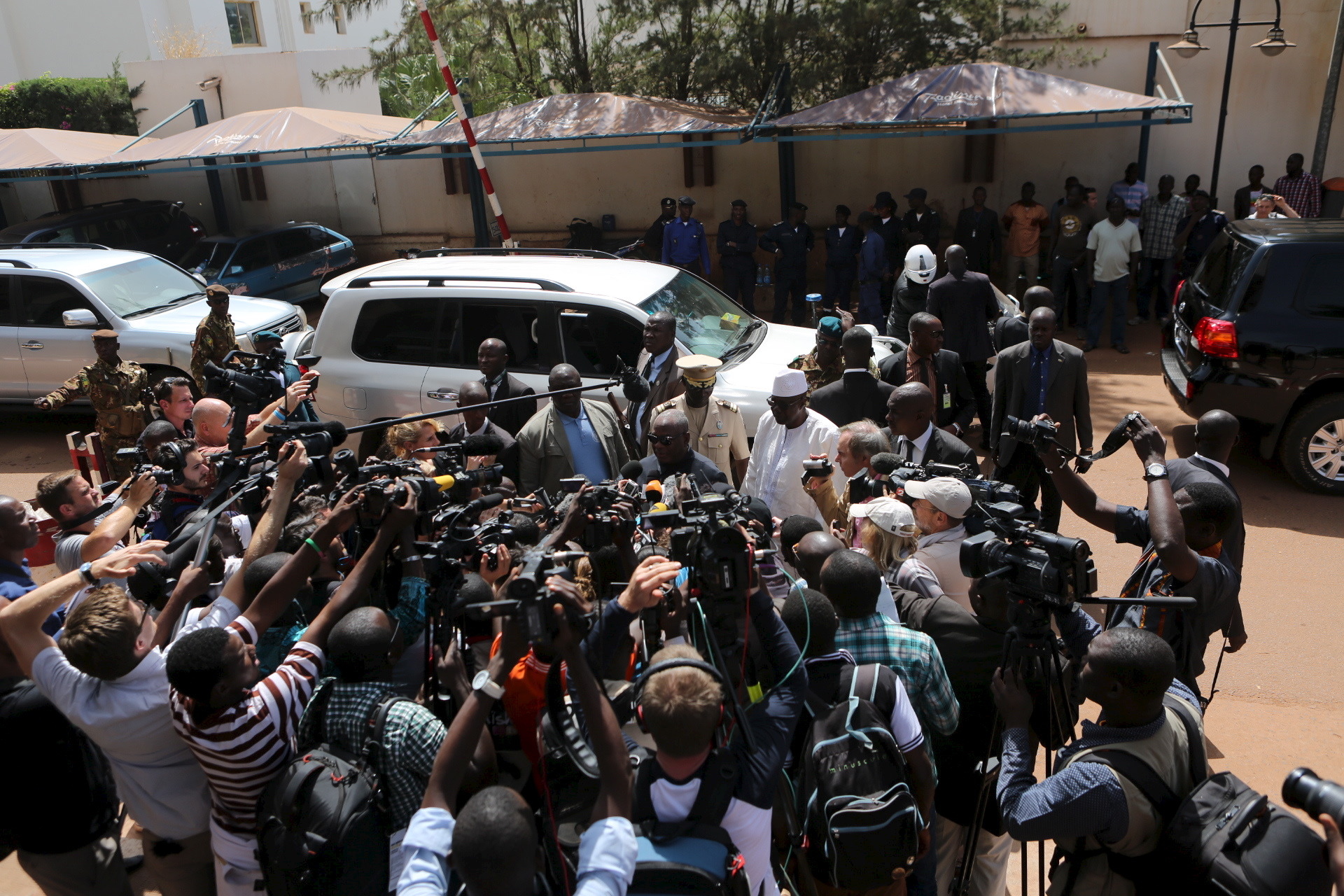 Mali's President Ibrahim Boubacar Keita speaks to journalists at the Radisson hotel in Bamako, Mali, November 21, 2015 following an attack by Islamist militants. REUTERS Joe Penney