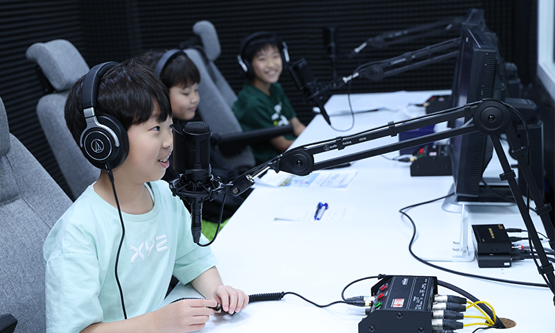 A part of the practical aspect in the radio studio